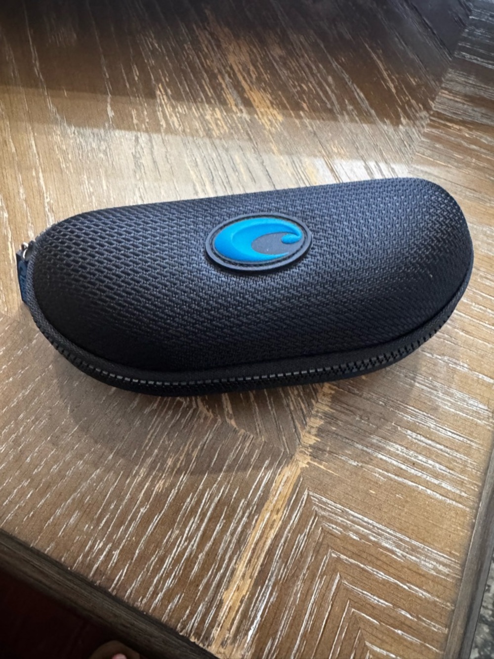 Black Costa Del Mar Hard Shell Eyewear Case & Cloth ONLY with Blue Logo Rincon
